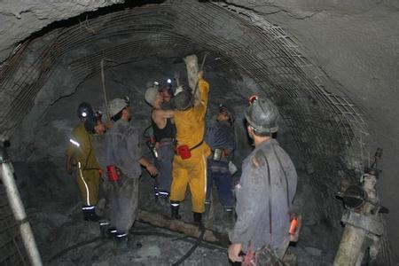 巴林右工程爆破中的危险因素分析以及应对工程爆破危险的措施